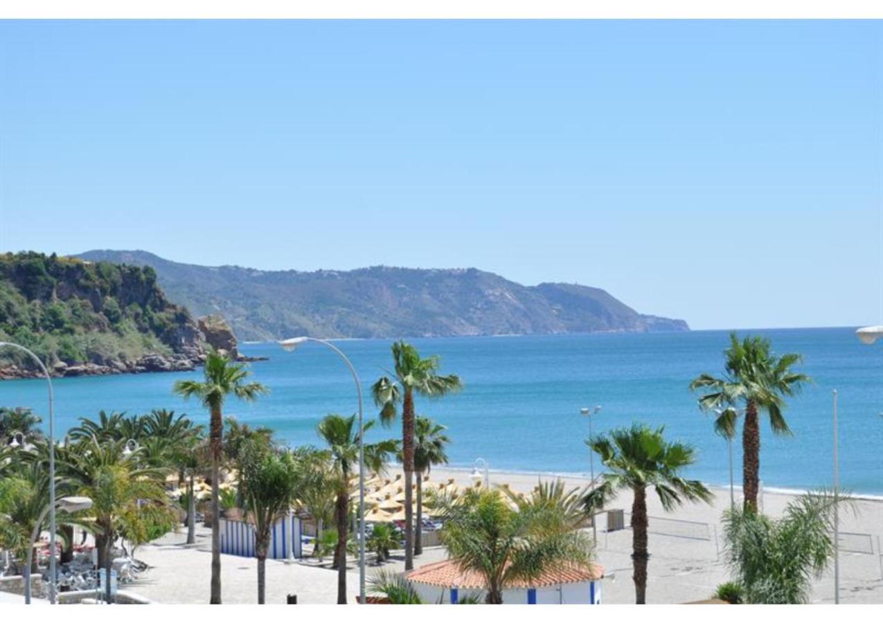 Sunny Apartment On Burriana Beach Nerja Ngoại thất bức ảnh