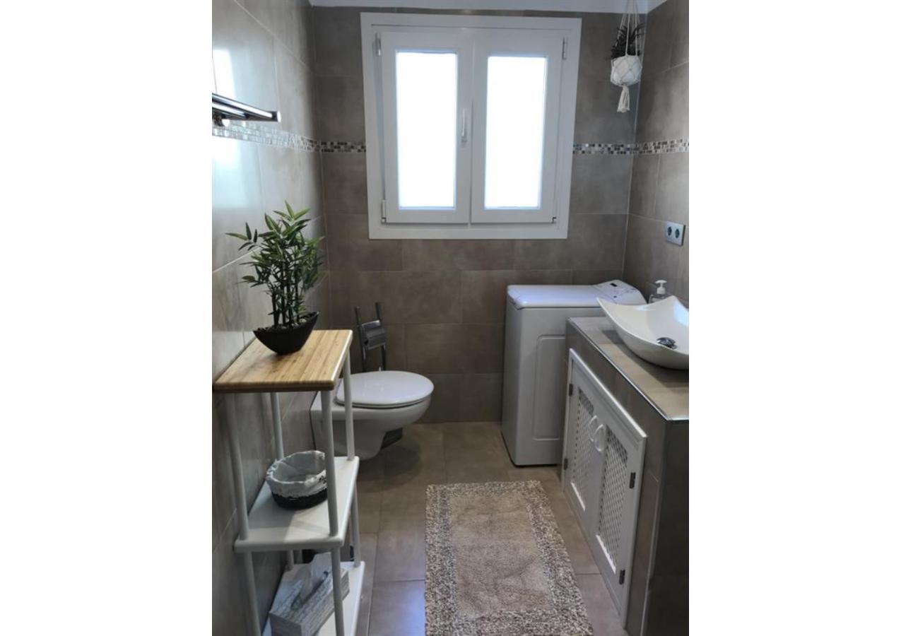Sunny Apartment On Burriana Beach Nerja Ngoại thất bức ảnh